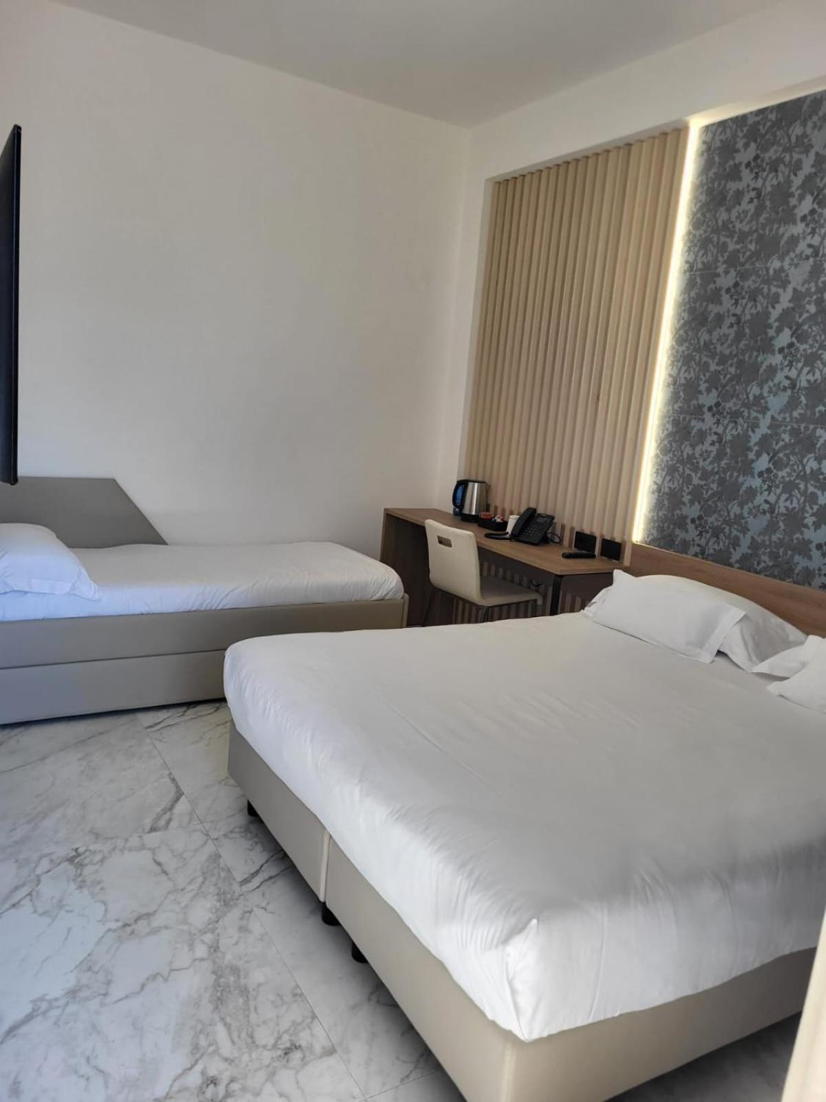 Hotel Maiuri Pompei Esterno foto
