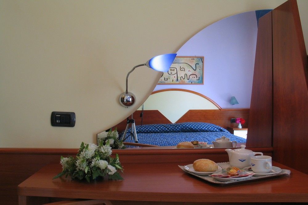 Hotel Maiuri Pompei Esterno foto